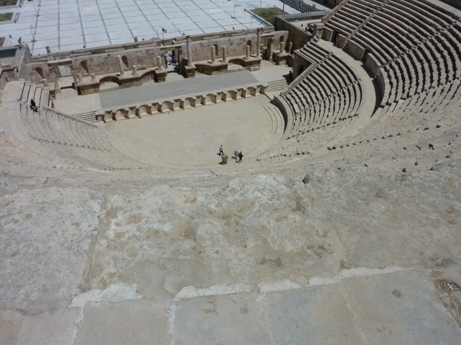 Das roemische Theater mitten in Amman