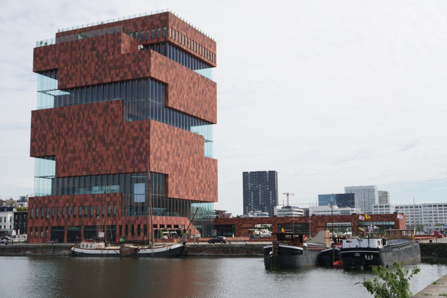 Das MAS Museum im Hafen von Antwerpen