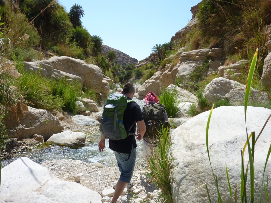 Wanderung im Wadi Bin Hammad