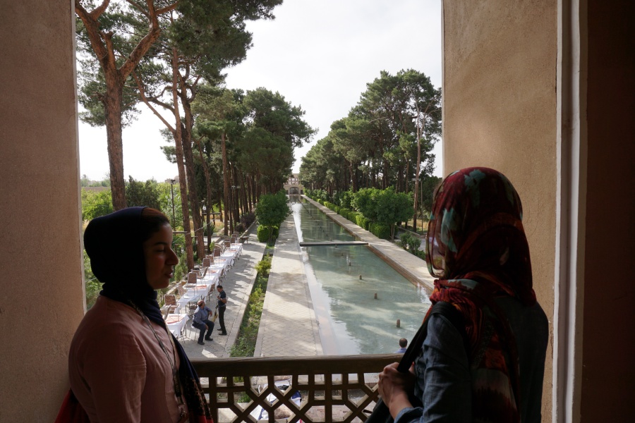 Im Dowlatabd-Garten in Yazd