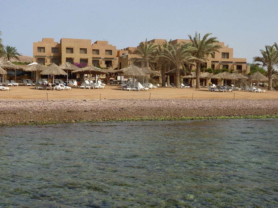 Strand in Aqaba. Entspannen, schnorcheln, schwimmen