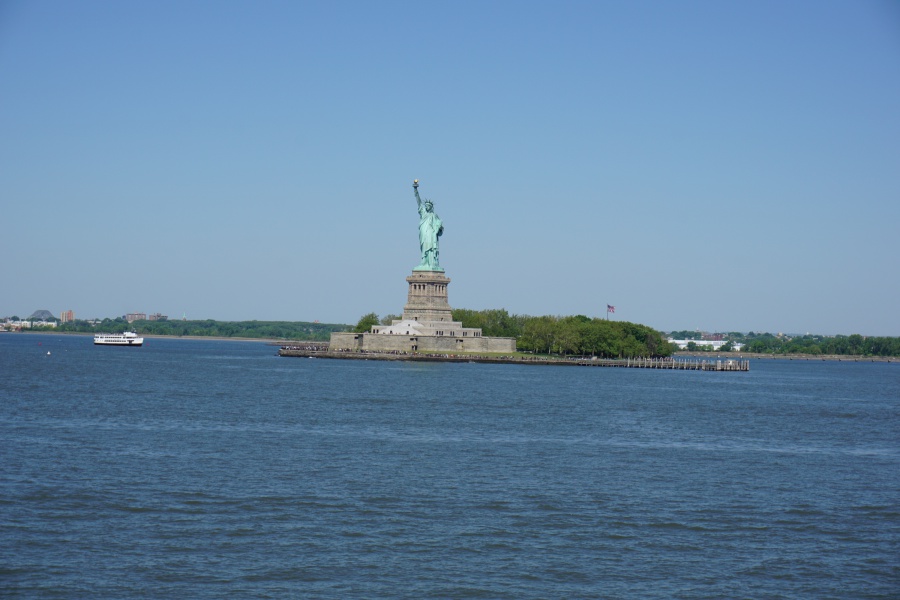Die Freiheitsstatue von der Staten Island Ferry