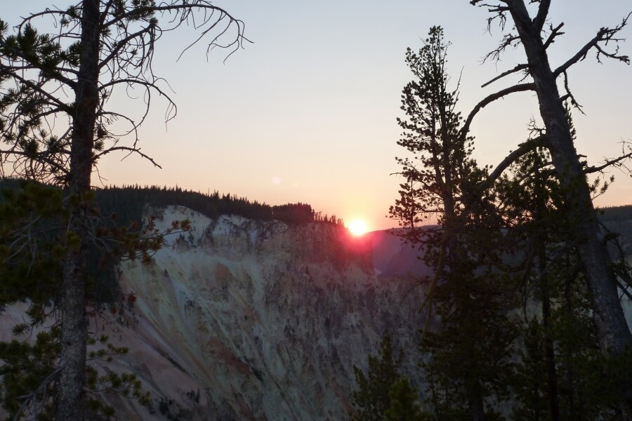 Sonnenaufgang am Grand Canyon of the Yellowstone