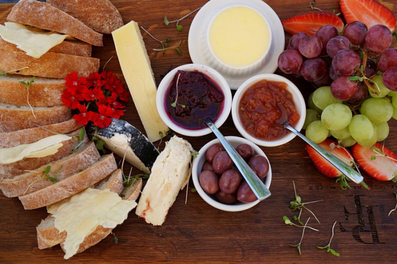Leckere Cheese Platter im Weingut Peter Falke in Stellenbosch