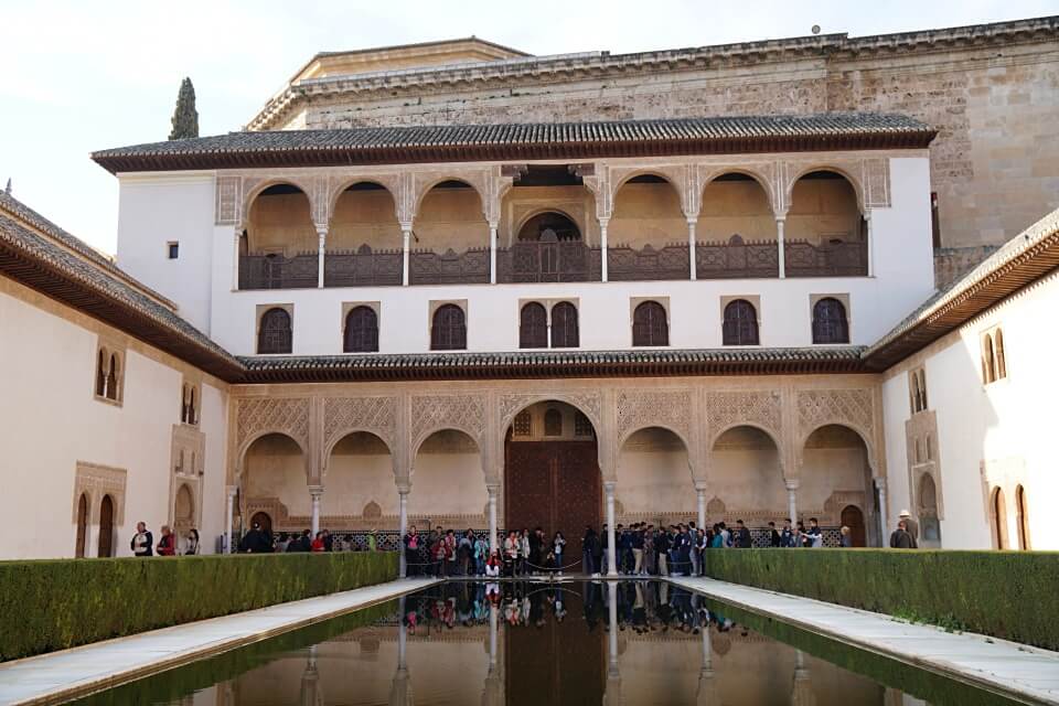 Der Nasridenpalast in der Alhambra