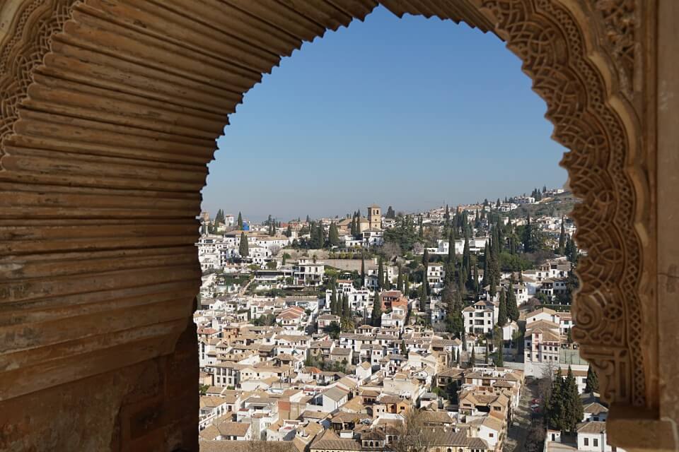 Ausblick auf Granada von der Alhambra aus