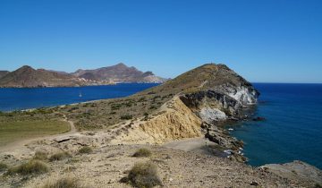 Menschenleerer Naturpark Cabo de Gata im Osten Andalusiens