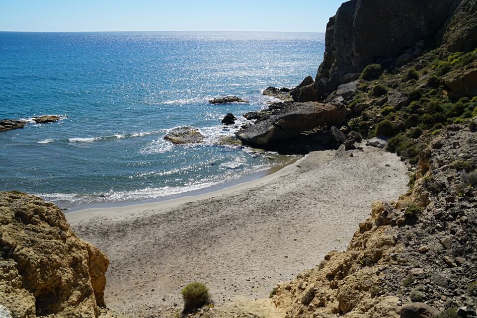 Einsame Bucht im Parque Natural Cabo de Gata-Nijar in Andalusiens Osten