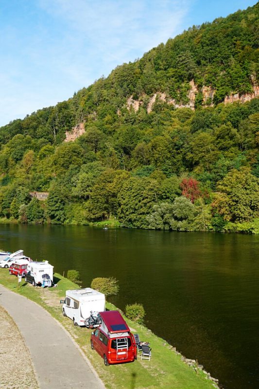 Campingplatz an der Friedensbruecke in Neckargemuend im Odenwald