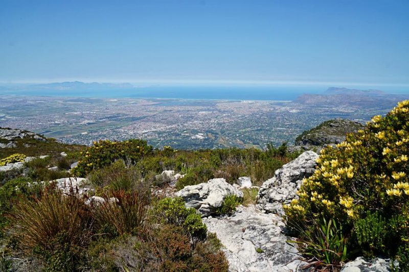 Ausblick vom Maclears Beacon auf dem Tafelberg in Kapstadt