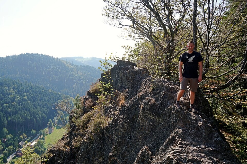 Marco beim Wandern auf dem Karlsruher Grat im Schwarzwald 