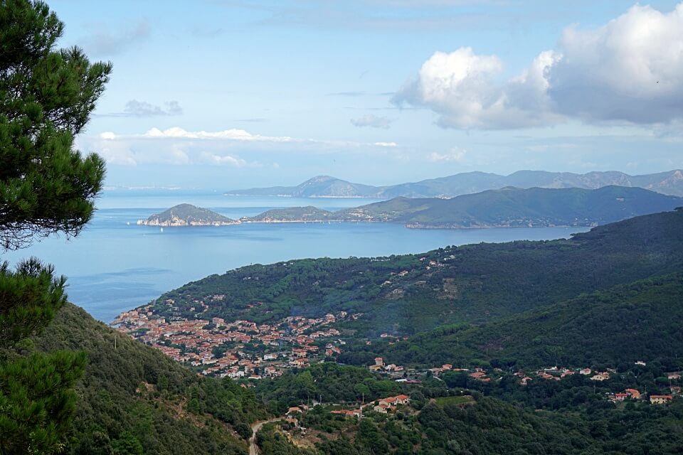 Ausblick auf Marciana Marina auf Elba