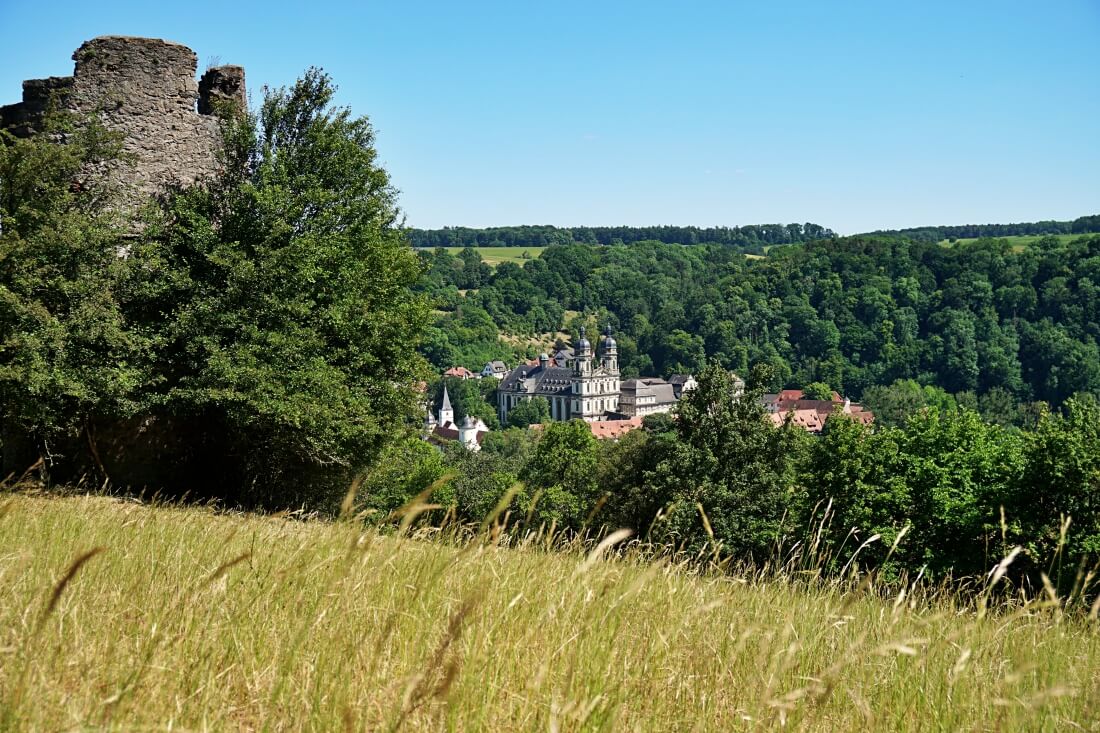 Kloster Schontal ist eines der beliebtesten Ausflugsziele in Hohenlohe Baden Wurttemberg